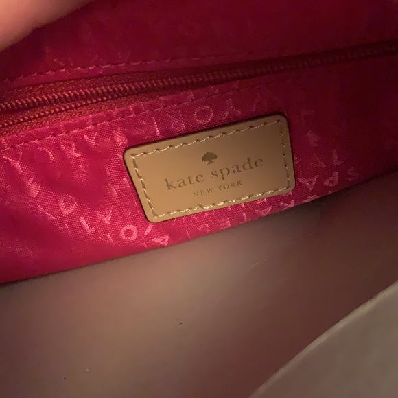 Kennedy Park Milla Travel Bag - Picture 10 of 13